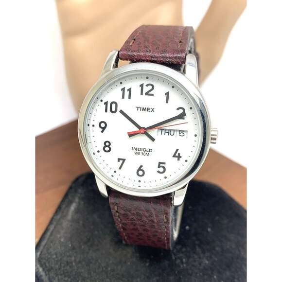 Timex Men's Watch T20041 Quartz Indiglo Silver Dial Day Date Leather Band 35mm - Picture 1 of 14